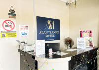 ALAN TRANSIT MOTEL - Kliaに飾ってある許可証、賞状、看板またはその他の書類