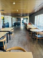 Restaurace v ubytování The Byke Business Hotel Landmark