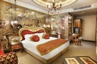 Postel nebo postele na pokoji v ubytování Daru Sultan Hotels Galata