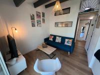Posedenie v ubytovaní MER ET SOLEIL Joli studio cabine mezzanine COSY Mt St Martin Cap d'Agde