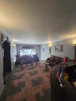 TV a/nebo společenská místnost v ubytování Ritsa Boutique Hotel