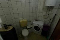 Kúpeľňa v ubytovaní Apartmani Kežić Drvenik