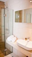 Kúpeľňa v ubytovaní Aristotelia Gi Ikies - Olympiada Poolside Retreats