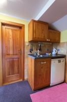 Kuchnia lub aneks kuchenny w obiekcie Haus Wildbach - Baranek Resorts
