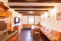 Telewizja i/lub zestaw kina domowego w obiekcie Haus Wildbach - Baranek Resorts