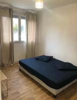 Posteľ alebo postele v izbe v ubytovaní Appartement Bron