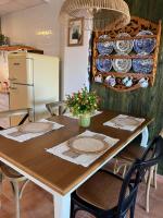 A kitchen or kitchenette at Los Nietos Apartment