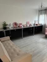 Posedenie v ubytovaní Appartement Bron