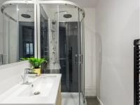 Kúpeľňa v ubytovaní Cozy Apartment - Champs Elysees - Grande Armee
