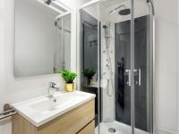 Kúpeľňa v ubytovaní Cozy Apartment - Champs Elysees - Grande Armee