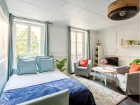 Posedenie v ubytovaní Cozy Apartment - Champs Elysees - Grande Armee