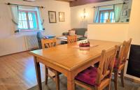 Część wypoczynkowa w obiekcie Ferienlounge Bluntausee