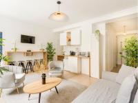 Kuchyňa alebo kuchynka v ubytovaní Cozy Apartment - Louvre - Aboukir VIII