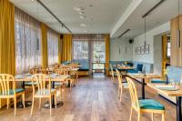 A seating area at Boutiquehotel ZOMM in Seefeld