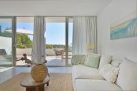 Posedenie v ubytovaní Altea Bayview Apartment by NRAS
