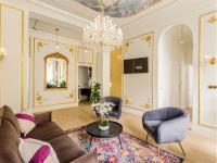 Telewizja i/lub zestaw kina domowego w obiekcie Merveil - Luxury Suite - Louvre - Marcel III