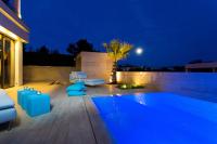 Bazén v ubytovaní Boutique Hotel Valsabbion alebo v jeho blízkosti