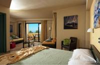 Posteľ alebo postele v izbe v ubytovaní Villiana Holiday Apartments