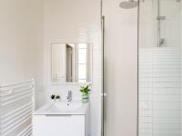 Kúpeľňa v ubytovaní Cozy Apartment - Opera - Caumartin I
