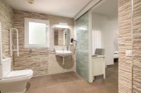 Kúpeľňa v ubytovaní Laramond Barcelona Rooms