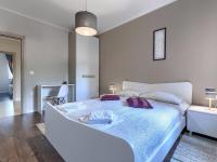 Postel nebo postele na pokoji v ubytování Apartment Nina by Interhome