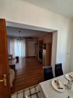 Posedenie v ubytovaní APARTMANI LANA
