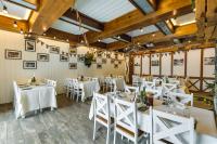 En restaurant eller et andet spisested på Gościniec Zaskalnik Szczawnica