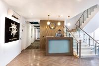 Ο χώρος του λόμπι ή της ρεσεψιόν στο Skon Boutique by Orion Hotels