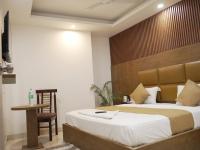 Hotel Air City Near Delhi Aiportにあるベッド