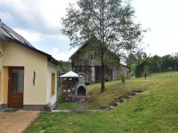 Zahrada ubytování Holiday Home in Lampertice with Swimming Pool