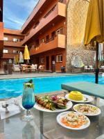 Jídlo v hotelu nebo okolí