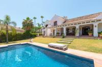 Bazén v ubytování Villa Casa Sol Encantadora villa con piscina nebo v jeho okolí