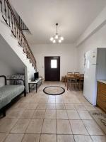Kuchyňa alebo kuchynka v ubytovaní Sophia Areopoli Guesthouse