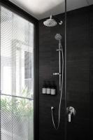 Ein Badezimmer in der Unterkunft Alex Hotel