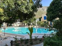 Bazén v ubytování Kalydna Island Hotel nebo v jeho okolí