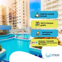 カルダス・ノバスにあるAtrium Thermas - OFICIALの都市のプールの画像のコラージュ