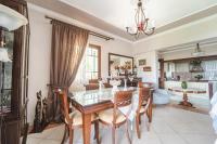 Kuchyňa alebo kuchynka v ubytovaní Best Kefalonia villas - charming 3 bedroom villa Gardenia