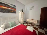 Postel nebo postele na pokoji v ubytování Santa Isabel Low Cost Rooms in private house