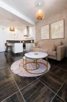 Kuchyňa alebo kuchynka v ubytovaní La Suite Sépia - Superbe appartement Vieux Lyon