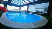 Bazén v ubytování Holiday Home Gustirna nebo v jeho okolí