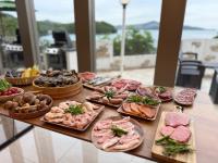 ヴィラの敷地内または近くでの食事または食べ物
