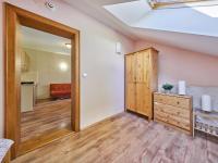 Postel nebo postele na pokoji v ubytování Apartment Koreff-4 by Interhome