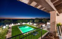 Bazén v ubytovaní Beautiful Home In Manacor alebo v jeho blízkosti