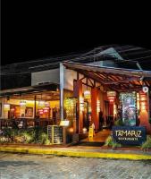 皮帕Bangalô Pipa Resort的一家餐馆前的商店