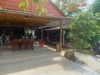 Budova, kde se chata nachází