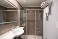 A bathroom at Hotel Dei Congressi