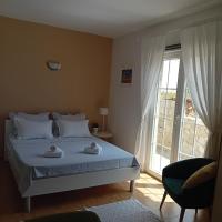 Postel nebo postele na pokoji v ubytování Apartments Gverić