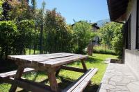 Vonkajšia záhrada v ubytovaní Villa Olga Lago Maggiore