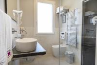 A bathroom at Affittacamere Orchidea for Tourists Hesperia Hosp
