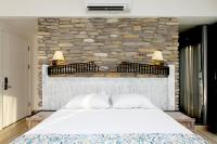 Postel nebo postele na pokoji v ubytování Dedeminn Marina Hotel
